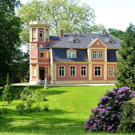 Ferienwohnung Im Gutshof Direkt Gegenueber Dem Schloss, Rhododendronpark Mit Terrasse Und Wlan Kromlau 外观 照片